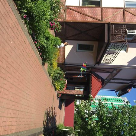 Home Comfort Livoberezhna Iec Kiev Exteriör bild