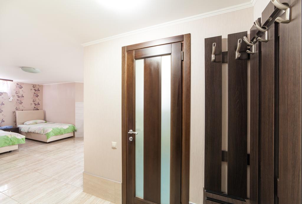 Home Comfort Livoberezhna Iec Kiev Exteriör bild