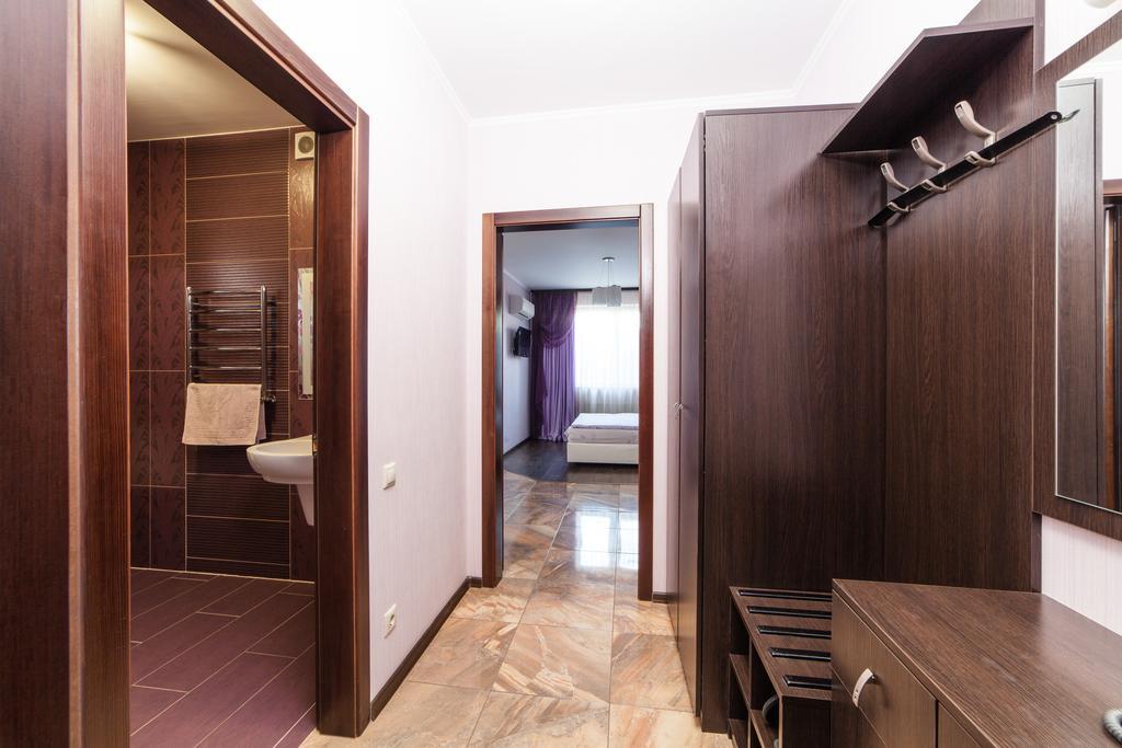Home Comfort Livoberezhna Iec Kiev Exteriör bild