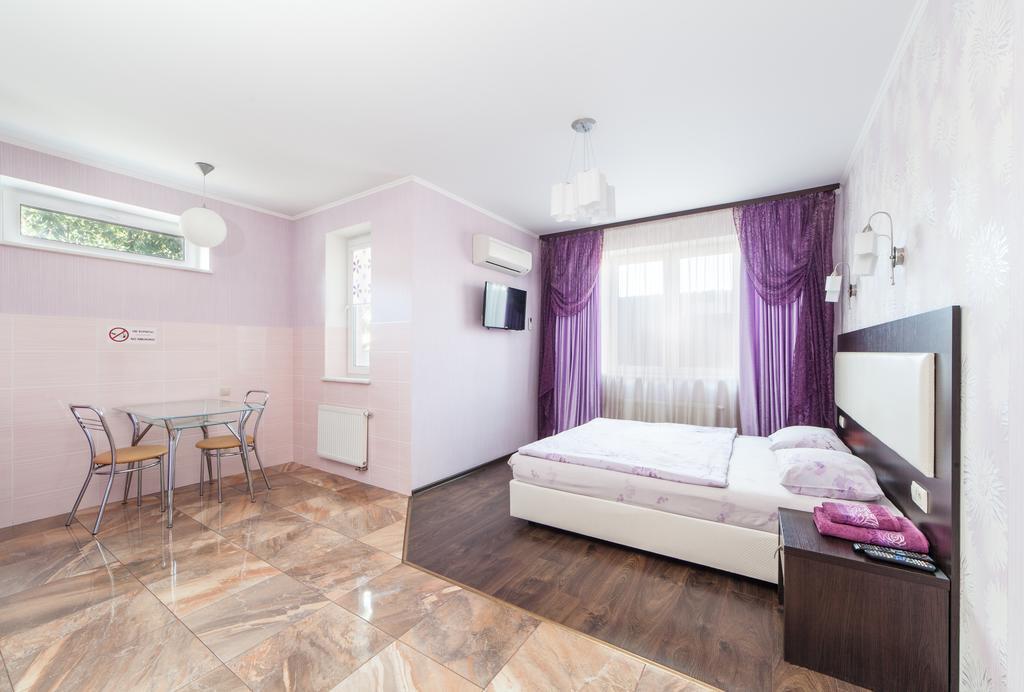 Home Comfort Livoberezhna Iec Kiev Exteriör bild