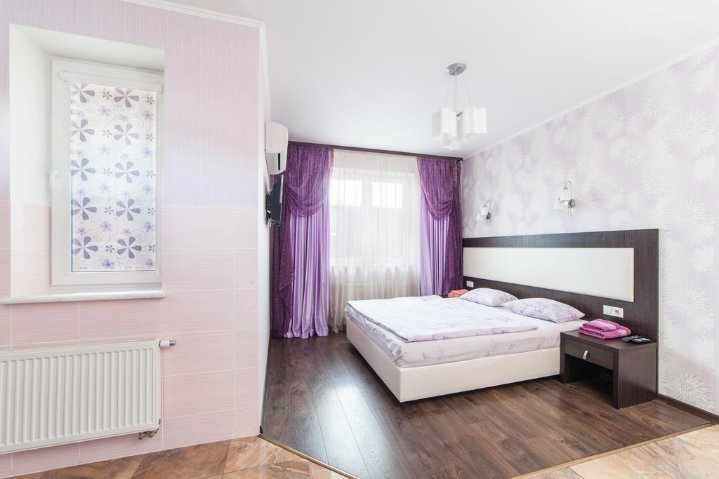 Home Comfort Livoberezhna Iec Kiev Exteriör bild