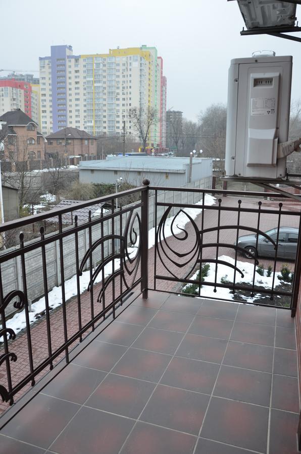 Home Comfort Livoberezhna Iec Kiev Exteriör bild