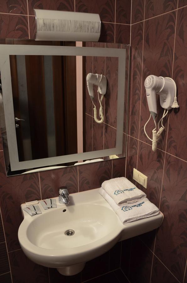 Home Comfort Livoberezhna Iec Kiev Exteriör bild
