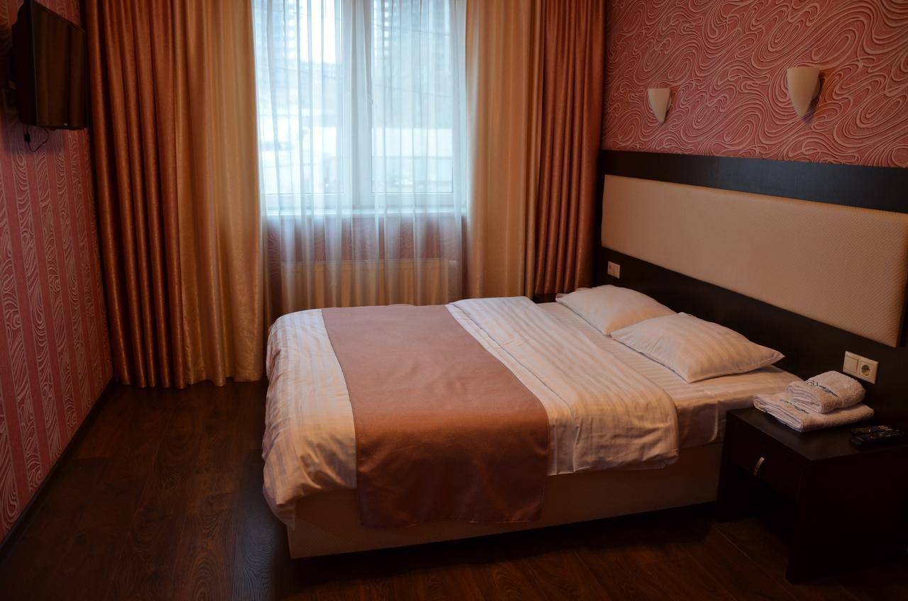 Home Comfort Livoberezhna Iec Kiev Exteriör bild